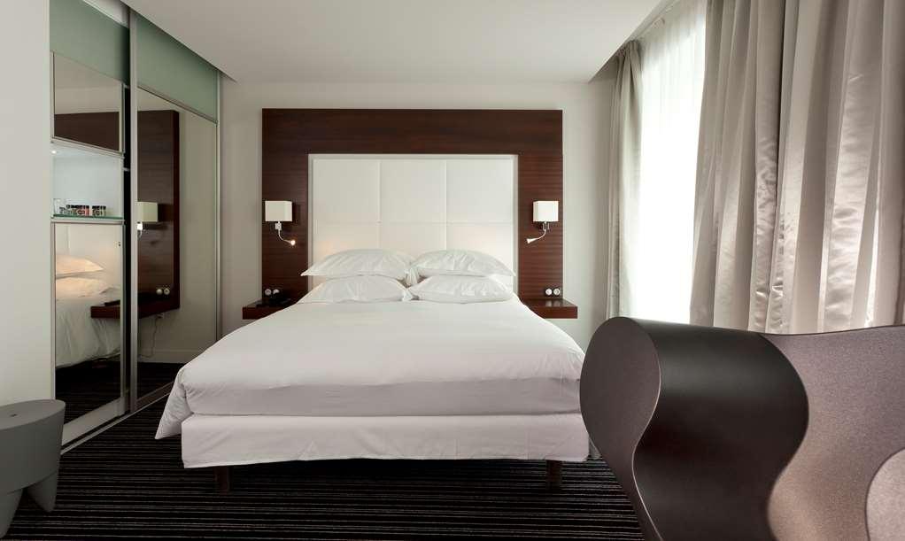 Le Grand Hotel Grenoble, BW Premier Collection By Best Western Pokoj fotografie